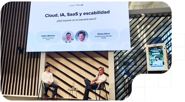 Dialog between Isidoro Martínez Soñora and Álvaro Sierra about Cloud, IA and agents